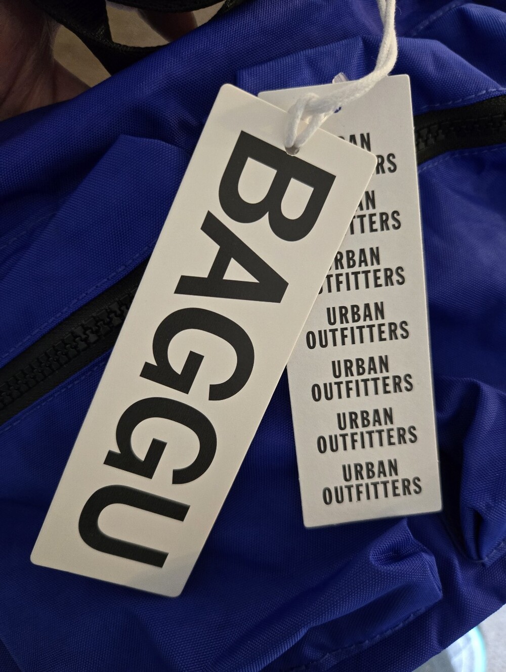 BAGGU Bag in Royal Blue - Casual Everyday Carry - Picture 3 of 4